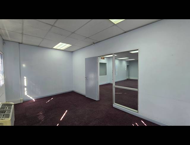 3,301M² WAREHOUSE TO LET IN SPARTAN